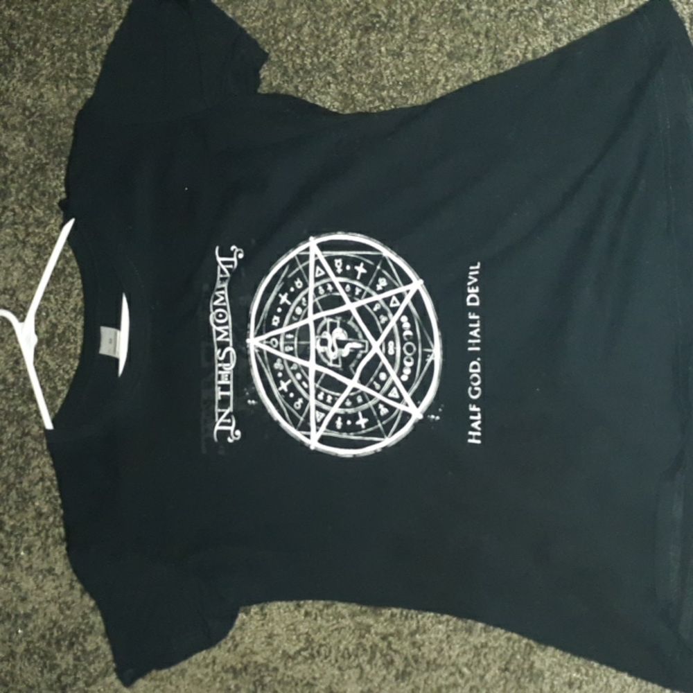 Black band tshirt size medium